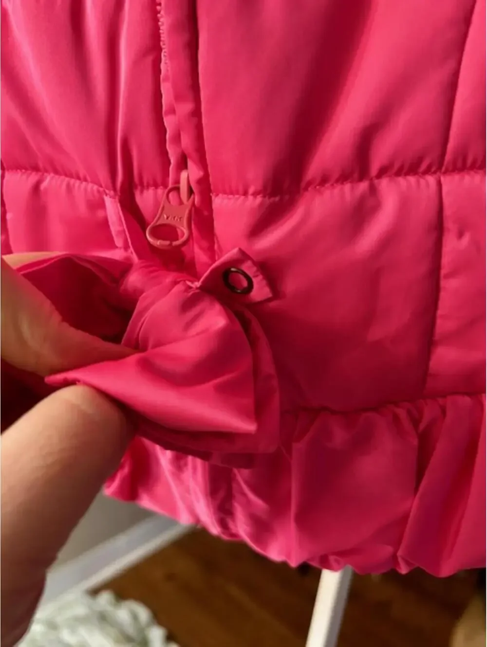 Lilly Pulitzer Pink Puffer Vest Bow Detail Girls XS (2/3)